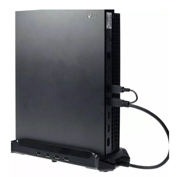 AmazonBasics Xbox One X Vertical Stand And USB 3.0 Hub - Picture 2 of 3